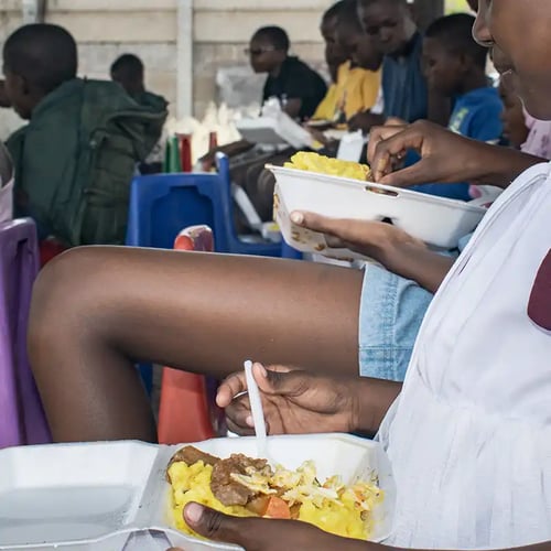 children-enjoying-lunch-at-lehikeng-maun